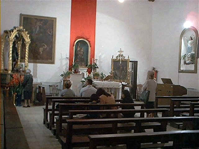 L'interno della Chiesa di San Sebastiano dopo la cerimonia del rientro della statua di San Rocco