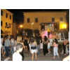 continuano le danze