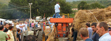 La Festa della Trebbiatura  in c.da Porcini