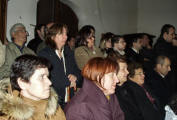 La Chiesa  gremita con pubblico anche in piedi